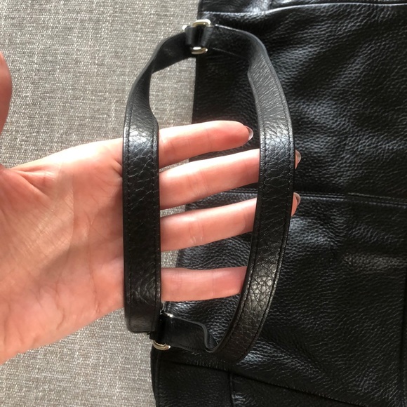 SOLD Park Leather Carrie Tote - Picture 8 of 8